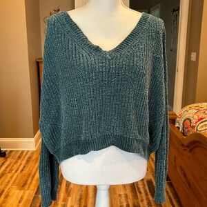 American Eagle cropped sweater size medium